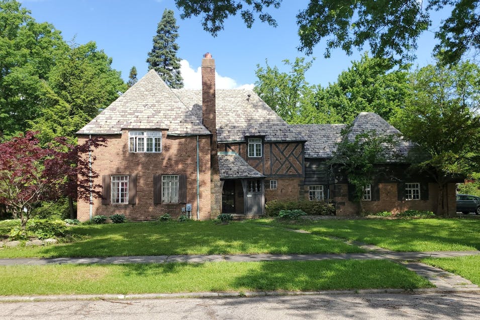 16101 Cleviden Road East Cleveland, OH 44112, Cuyahoga County