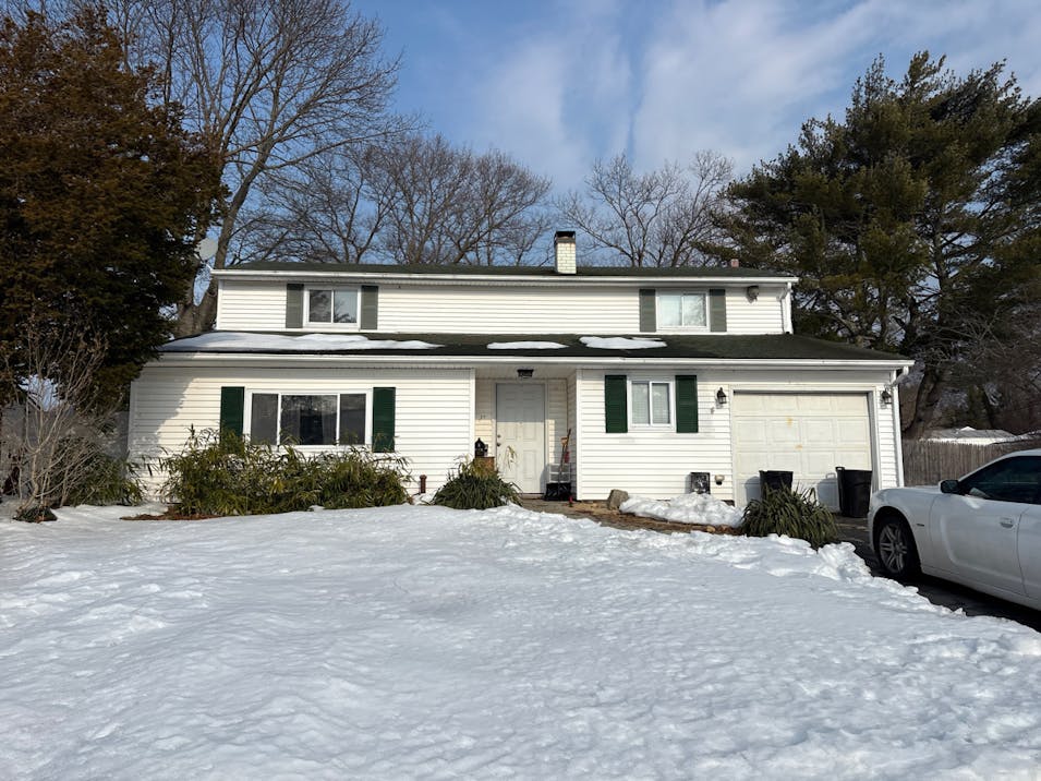 27 Monterey Ln Centereach, NY 11720, Suffolk County