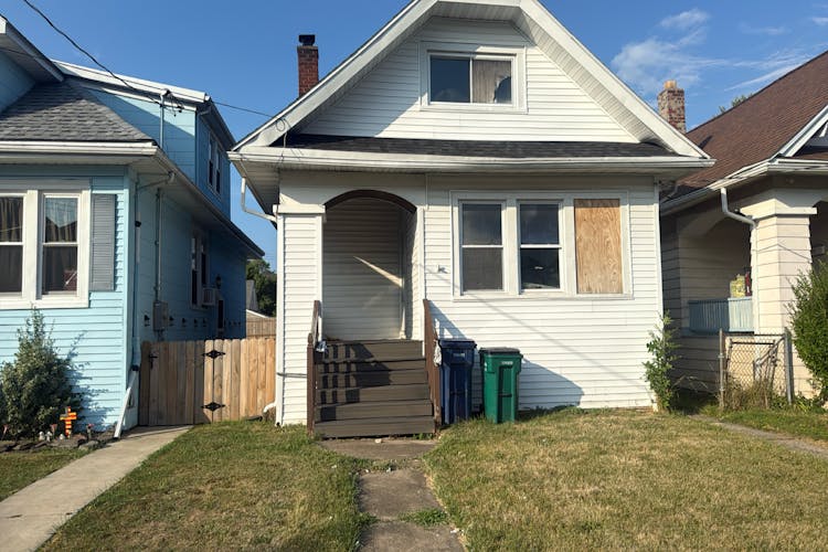 125 Newfield Aka 125 Newfield Street Buffalo, NY 14207, Erie County