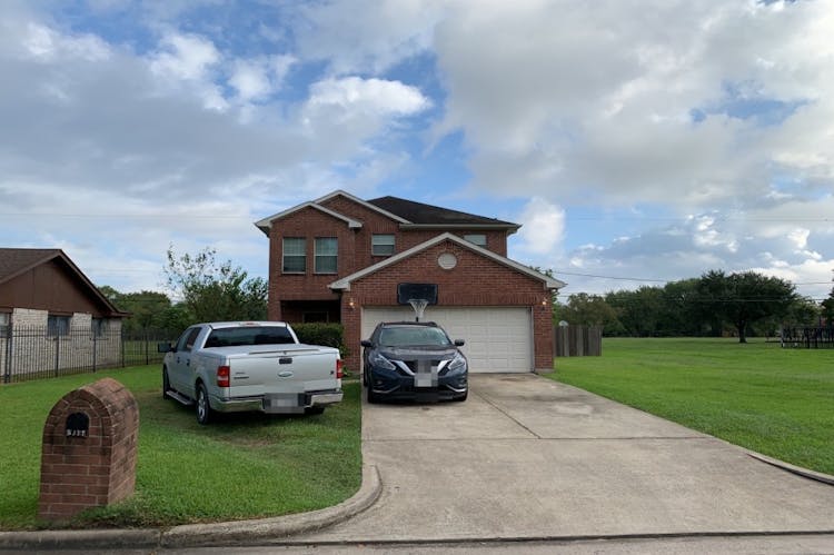 5011 Lingonberry Street Houston, TX 77033, Harris County