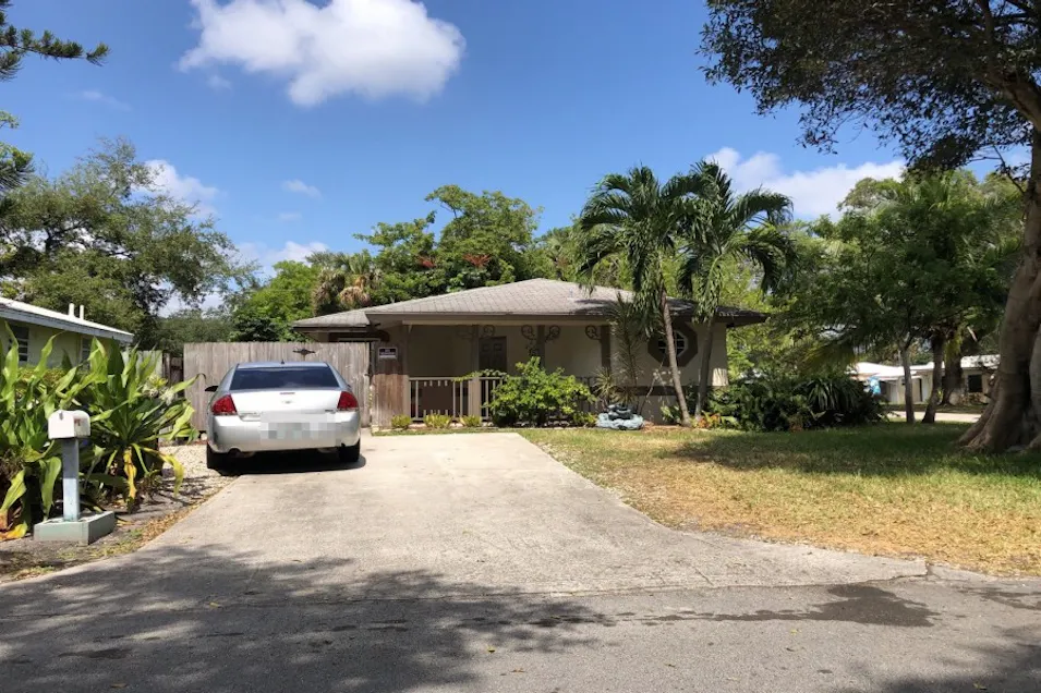 1403 SW 27th Ct Fort Lauderdale, FL 33315, Broward County