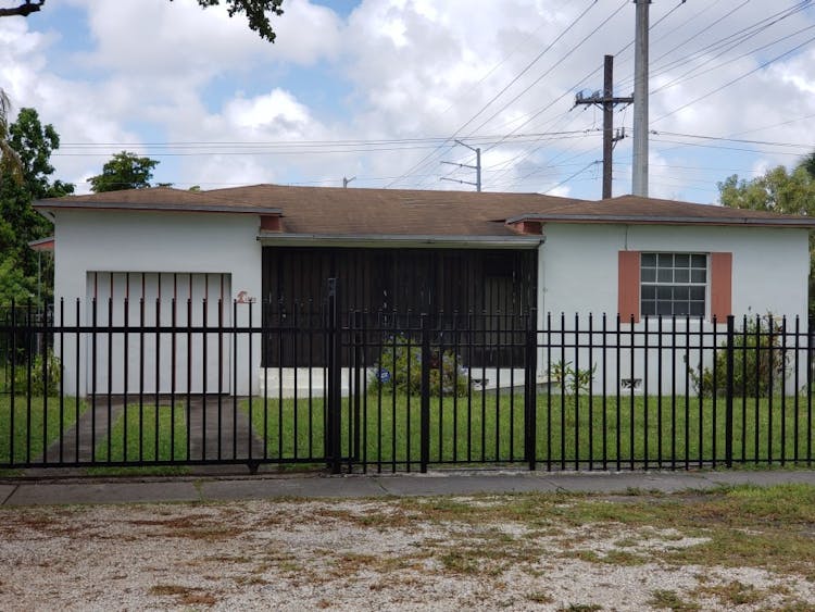 1395 NE 131st St North Miami, FL 33161, Miami-Dade County