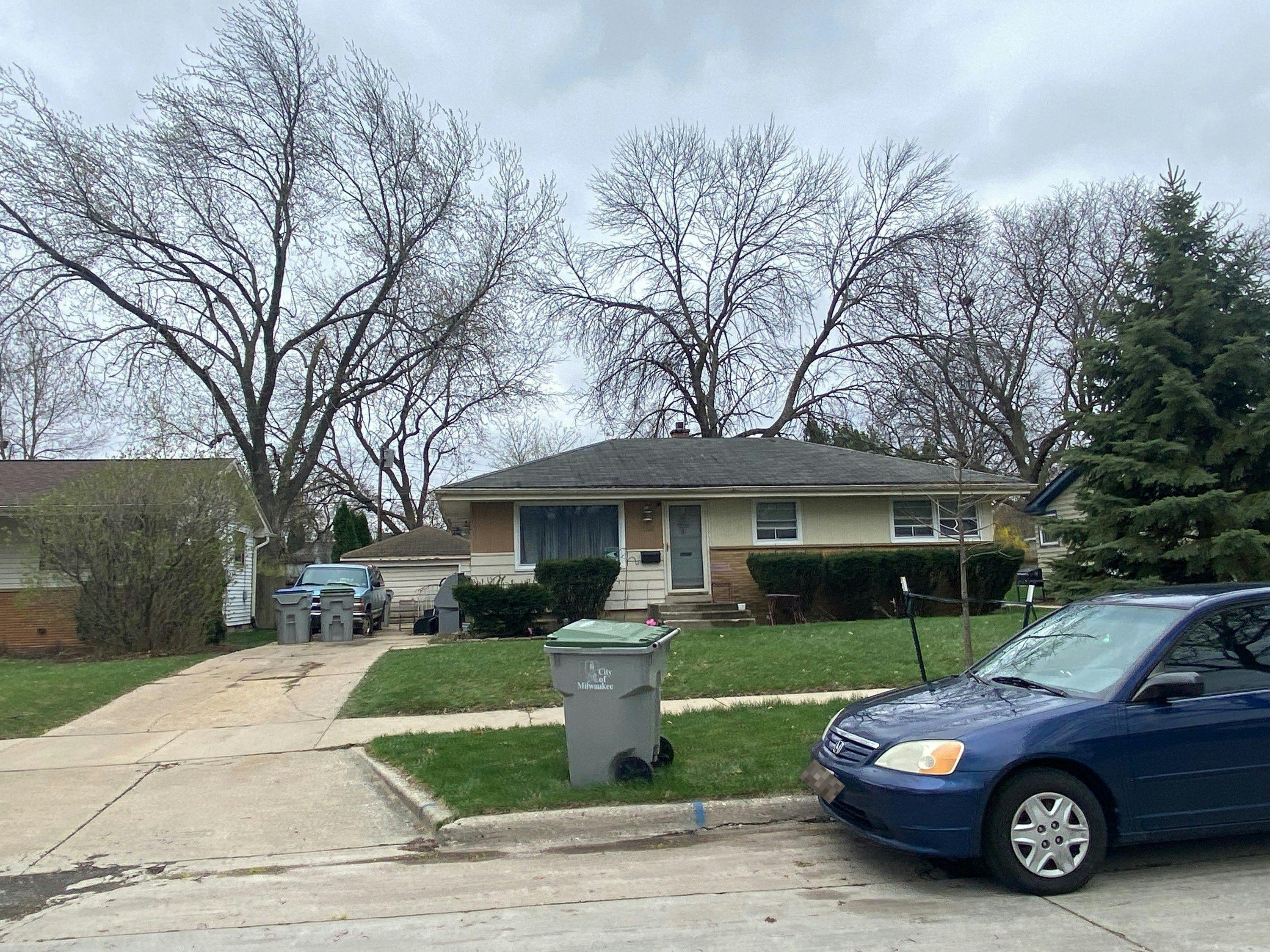 Lynmar Ter, Milwaukee, WI 53222