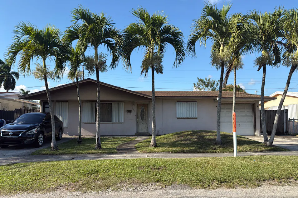 10261 SW 152nd St Miami, FL 33157, Miami - Dade County