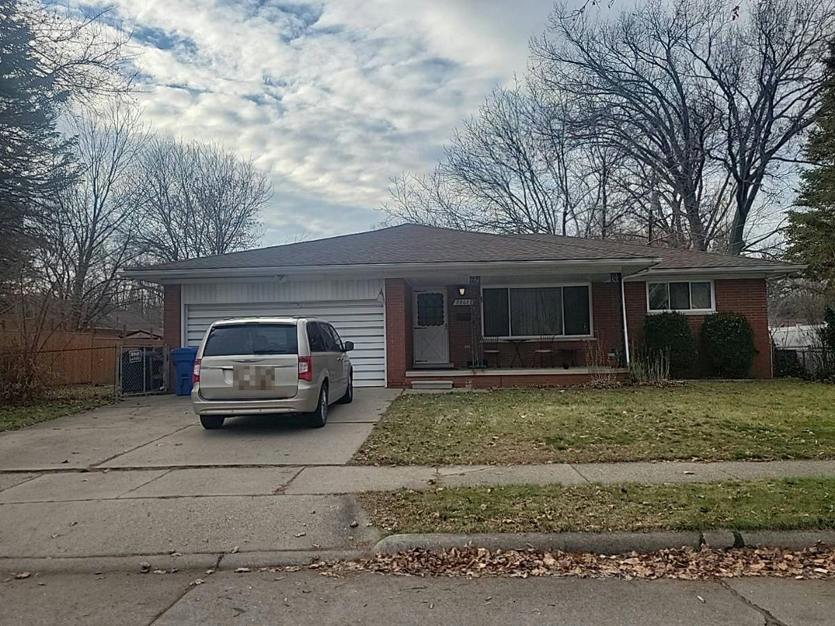 Grobbel Ave, Warren, MI 48092 #1