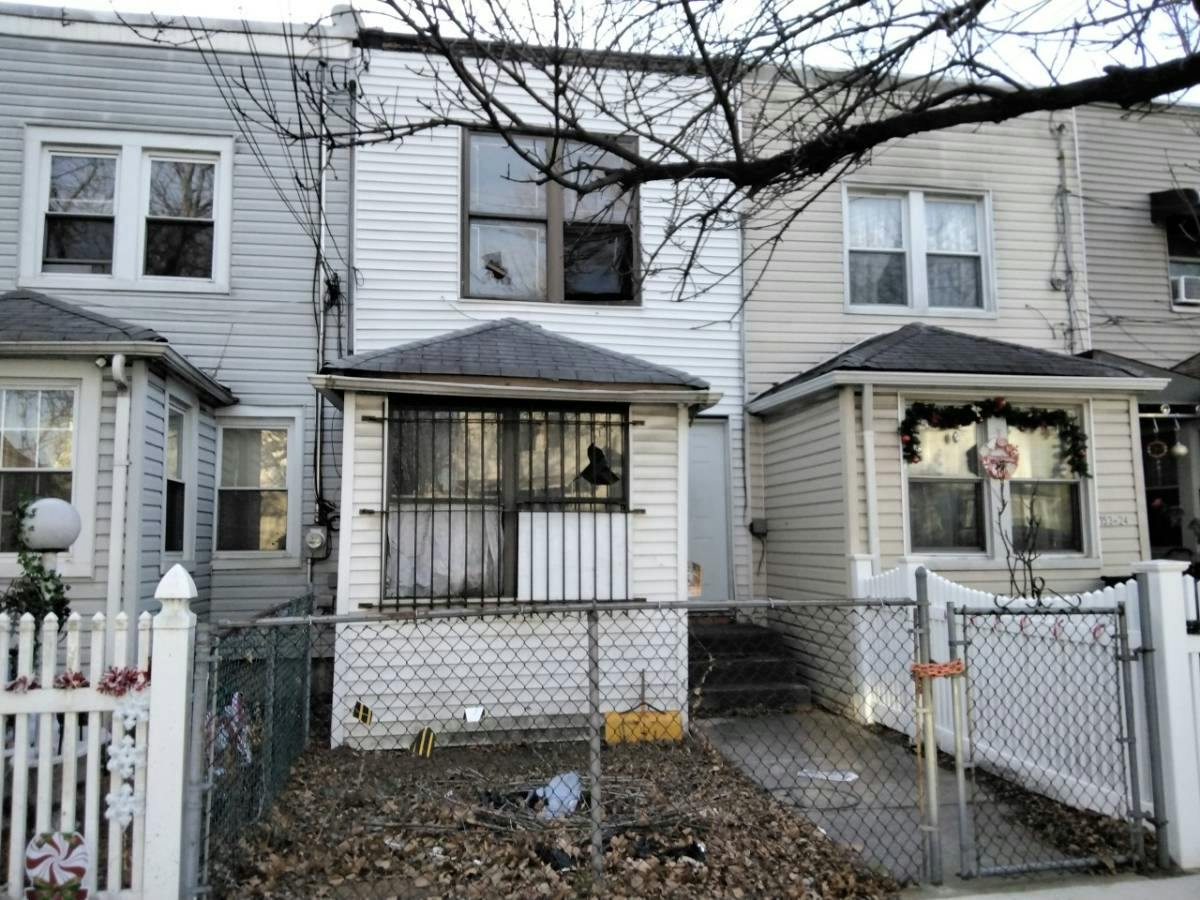 Foch Blvd, Jamaica, NY 11434