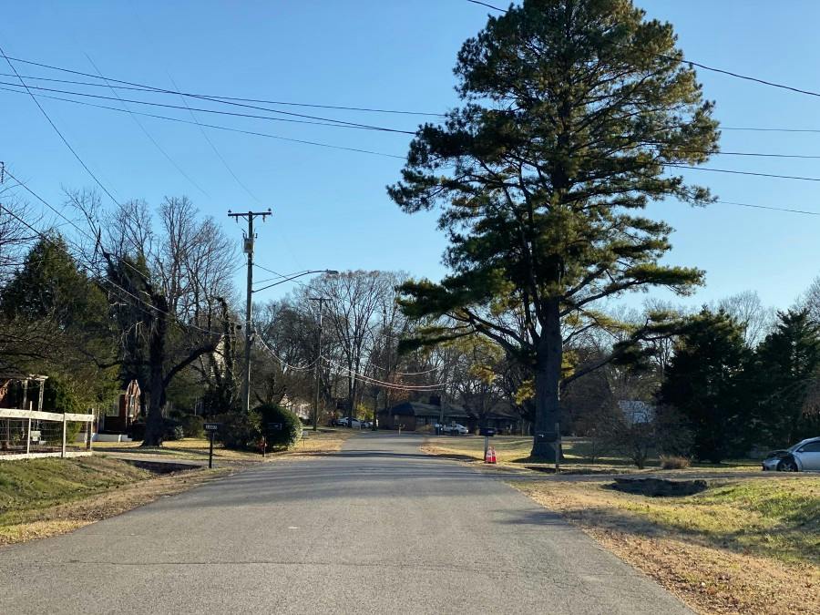 Tammany Dr, Nashville, TN 37206