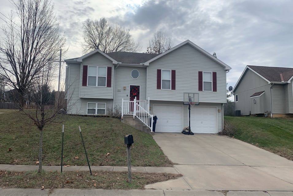 1801 NW 79th Terrace Kansas City, MO 64151, Platte County