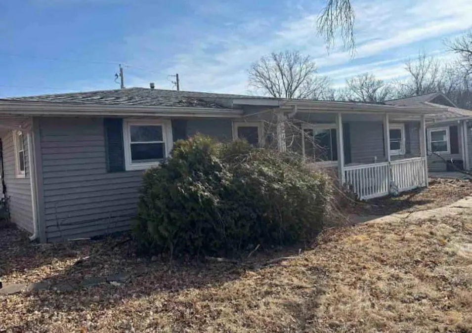 2417 12th St Silvis, IL 61282, Rock Island County