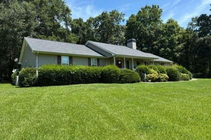 Campbell Rd, Gainesville, GA 30507