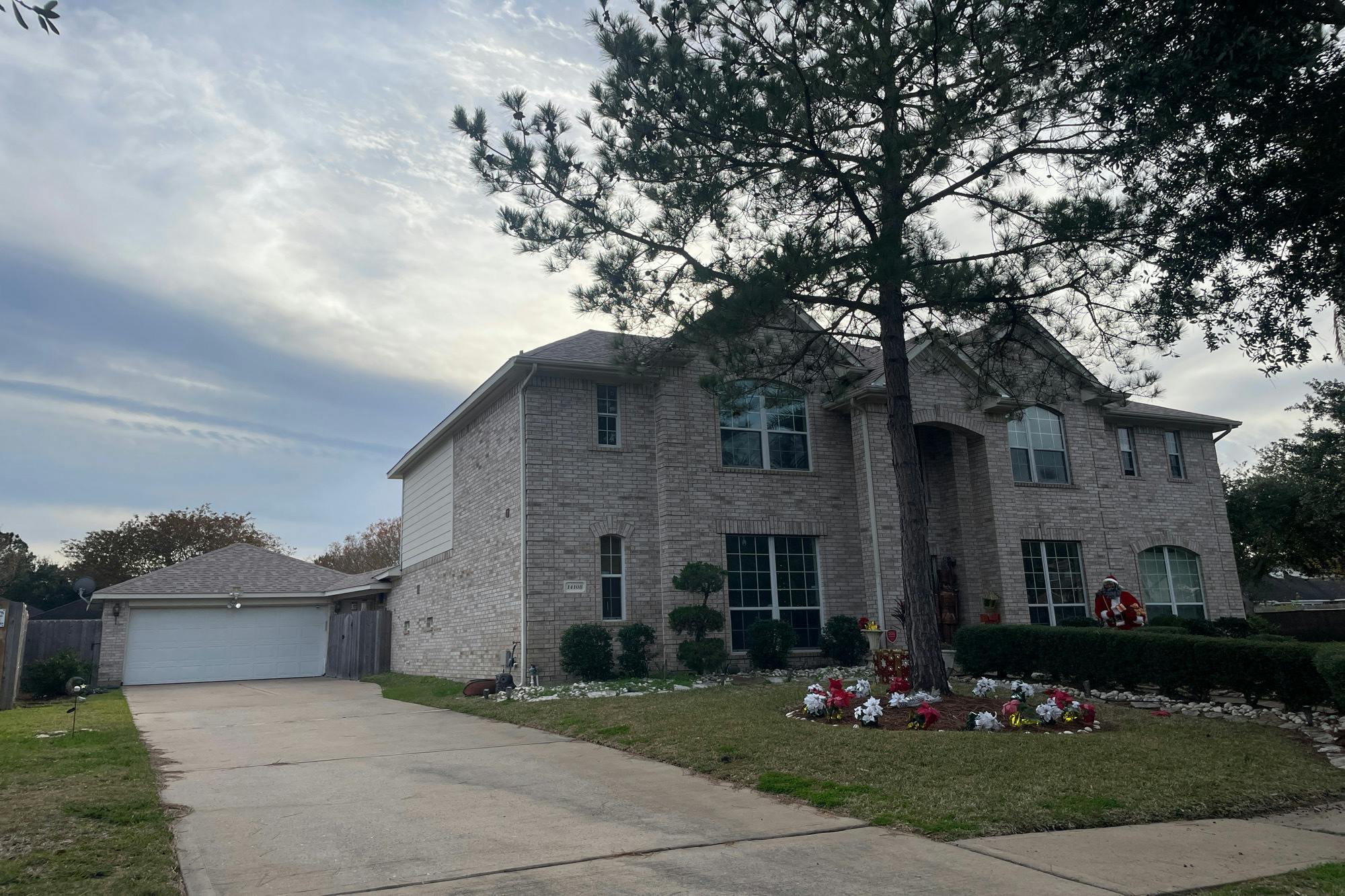 Imperial Wood Ln, Rosharon, TX 77583