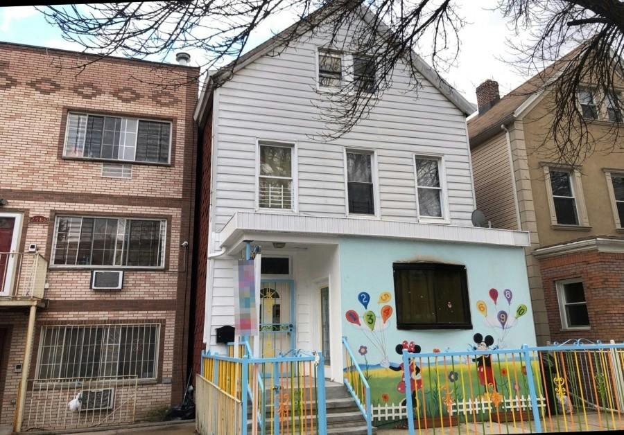 Pond Pl, Bronx, NY 10458