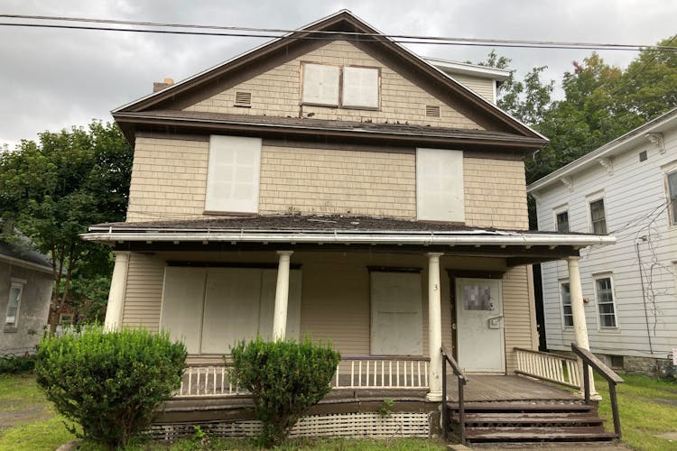 3 Hill Pl, Oneonta, NY, 13820, USA