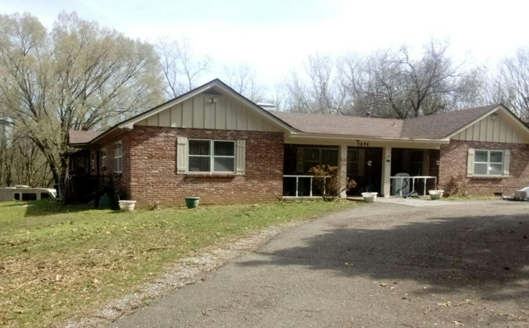 Rust Rd, Memphis, TN 38127