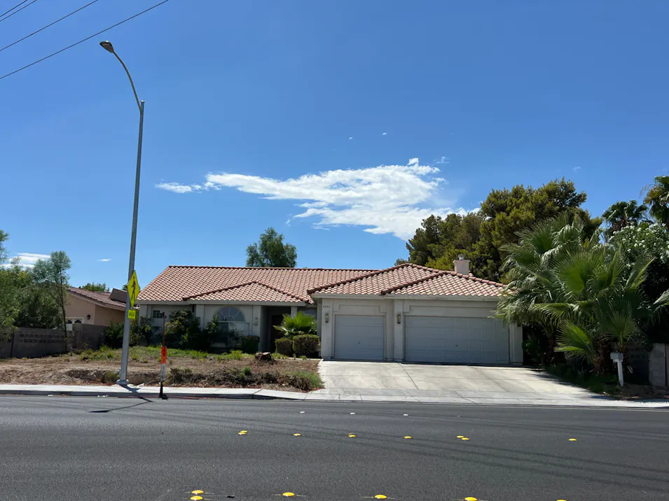 3555 E. Harmon Ave Las Vegas, NV 89121, Clark County