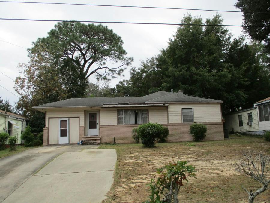 Maura St, Pensacola, FL 32503