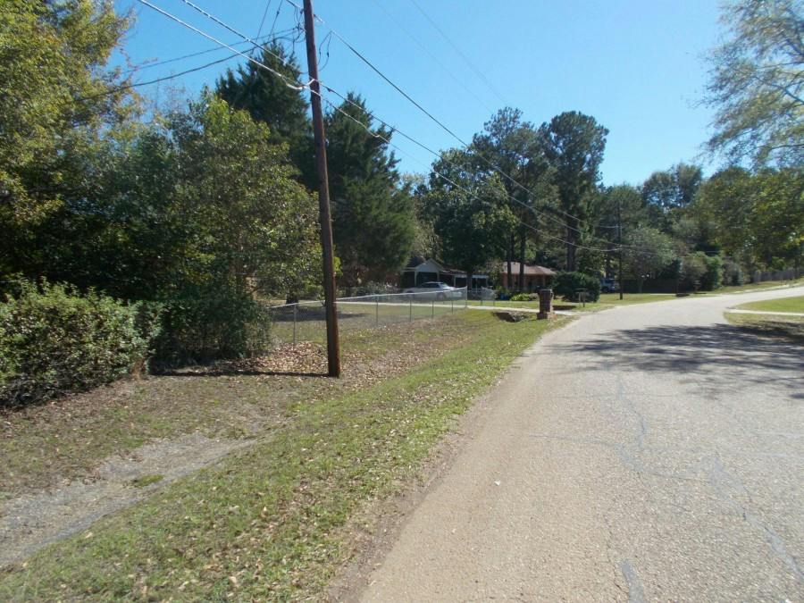 Kingman Dr, Pike Road, AL 36064