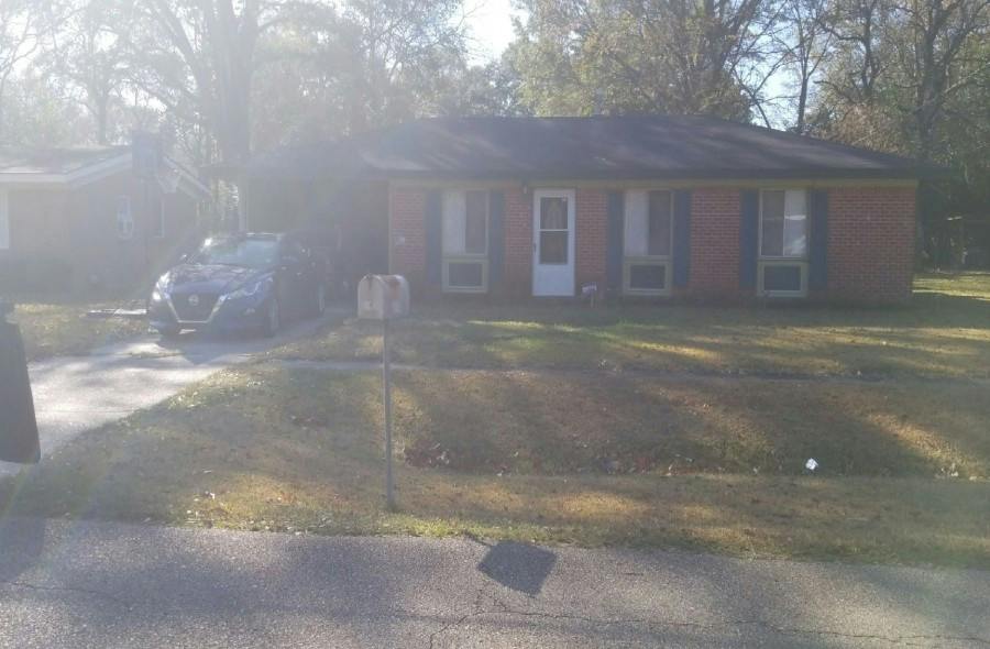 Gov Derbigny Dr, Baton Rouge, LA 70811