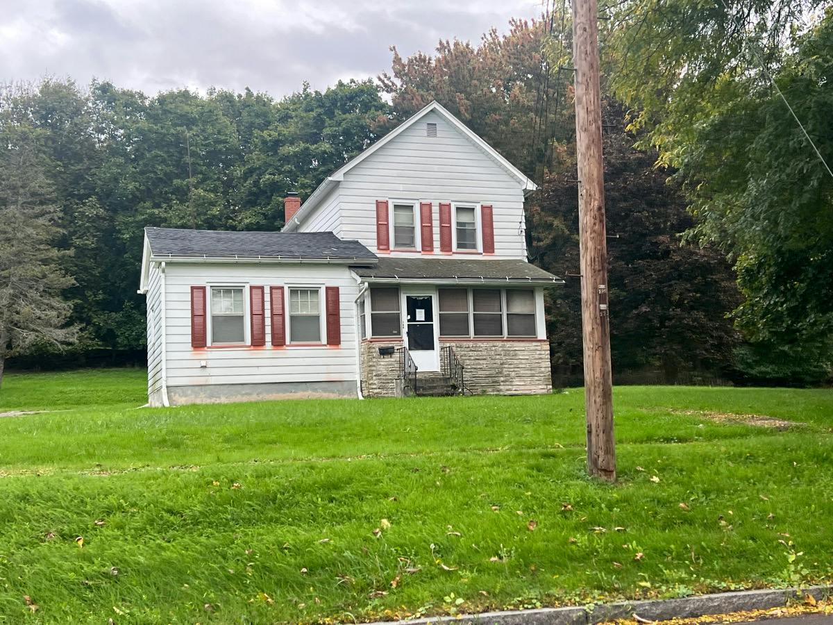 Rochester St, Avon, NY 14414