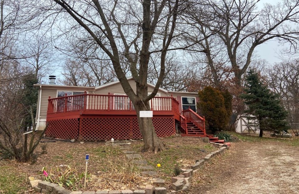 4 Fishook Bay Lakemoor, IL 60050, Lake County