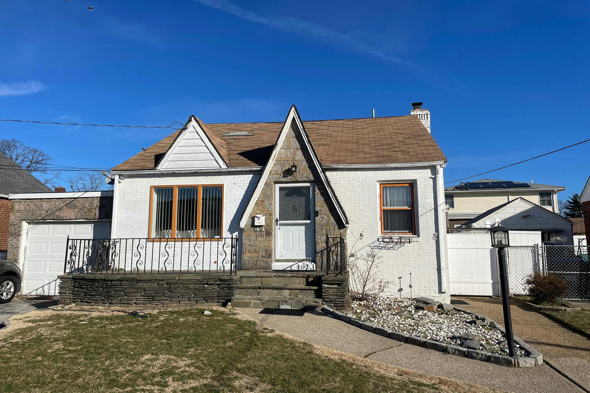 Standish Rd, Valley Stream, NY 11580