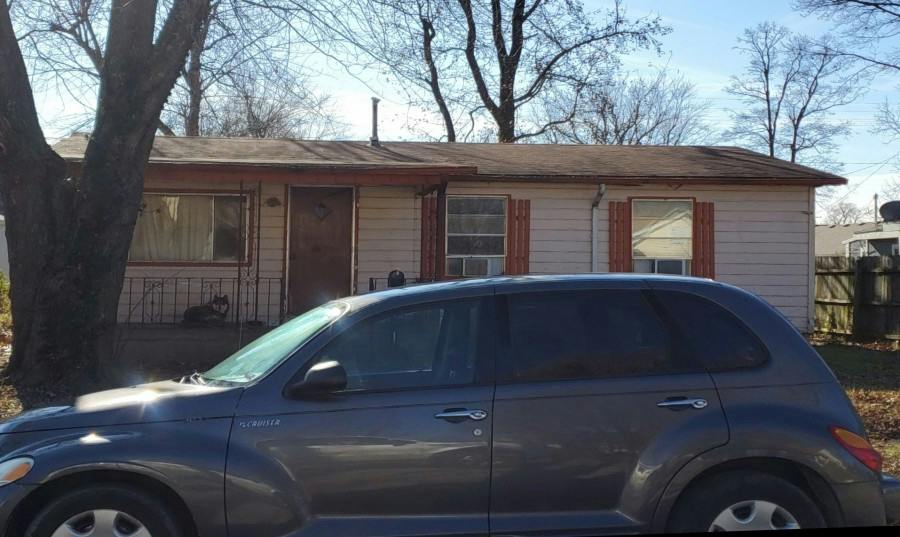 Hannum St, Carterville, MO 64835