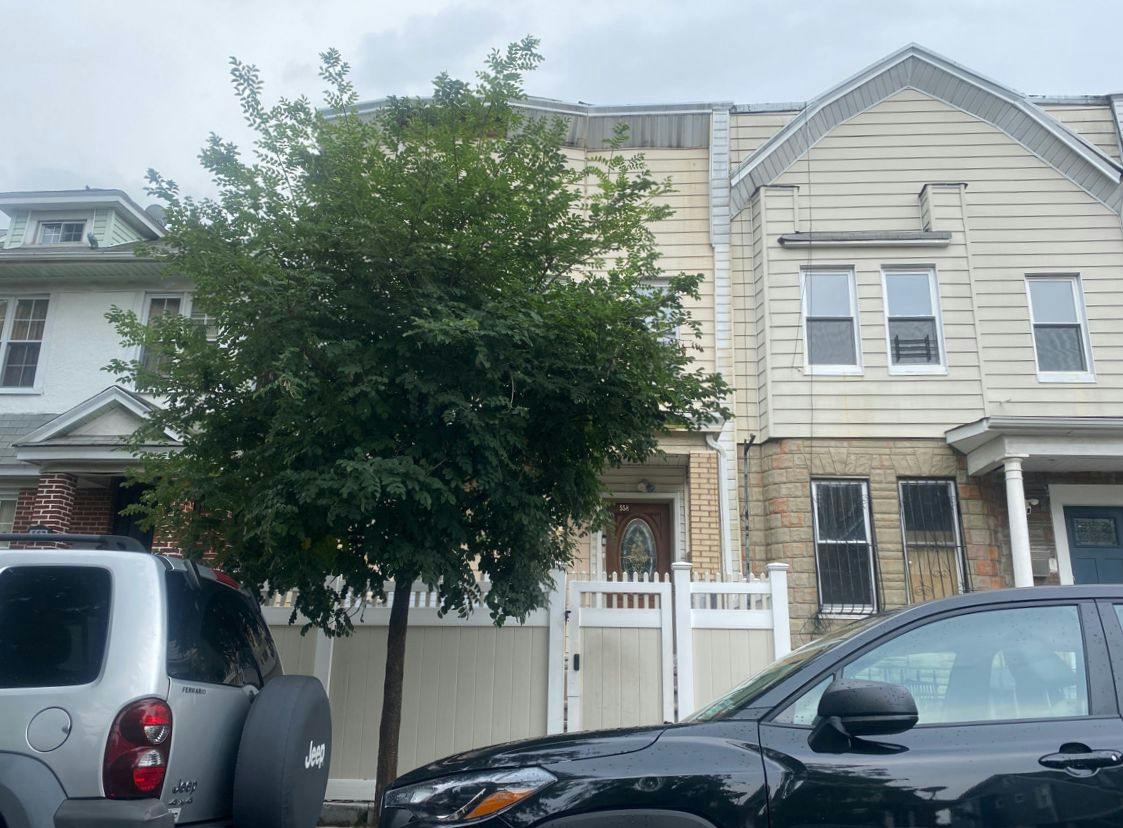34th St, Brooklyn, NY 11203 #1