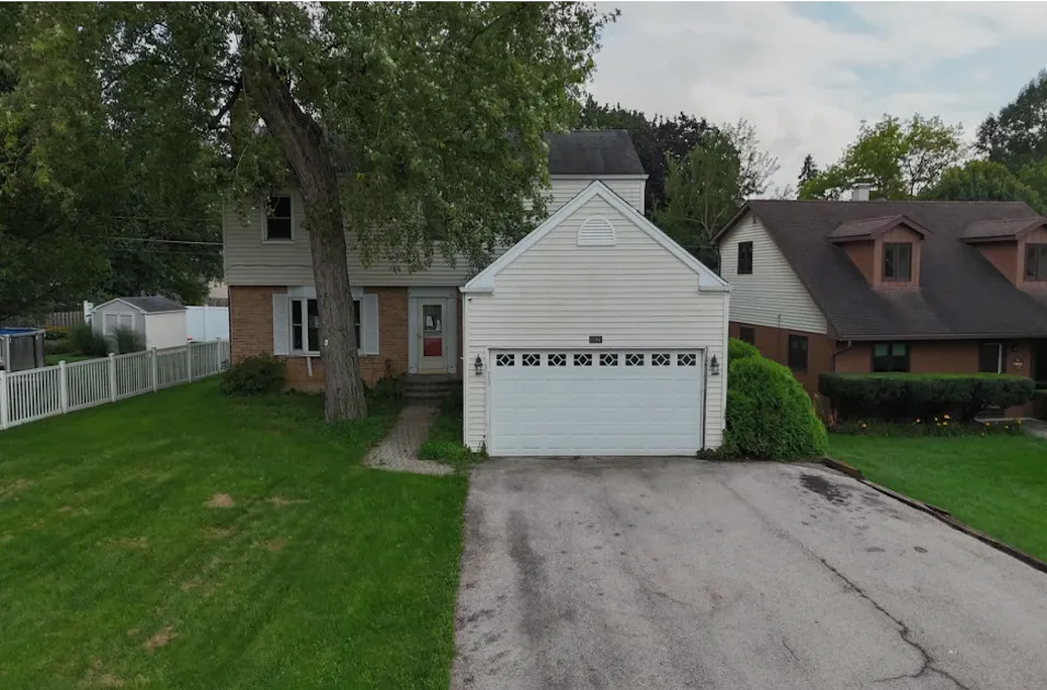 38025 N Academy Dr Lake Villa, IL 60046, Lake County