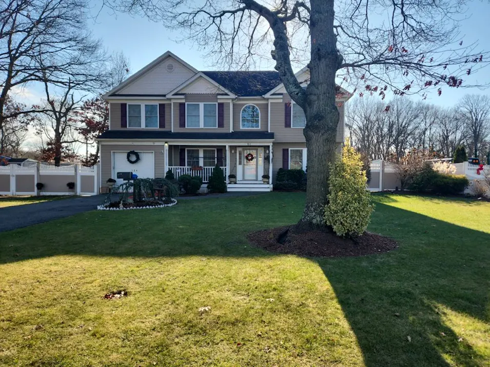 104 Queen Street Bay Shore, NY 11706, Suffolk County