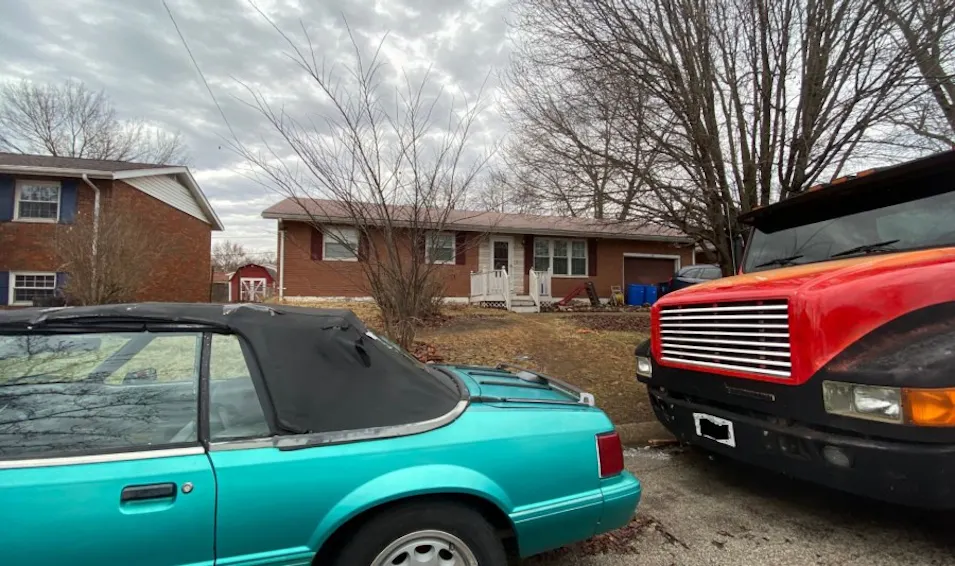 15 Fontainebleau Dr Granite City, IL 62040, Madison County