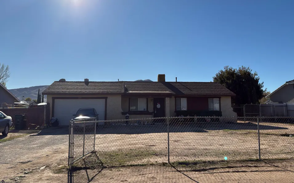 21205 Wisteria St Apple Valley, CA 92308, San Bernardino County