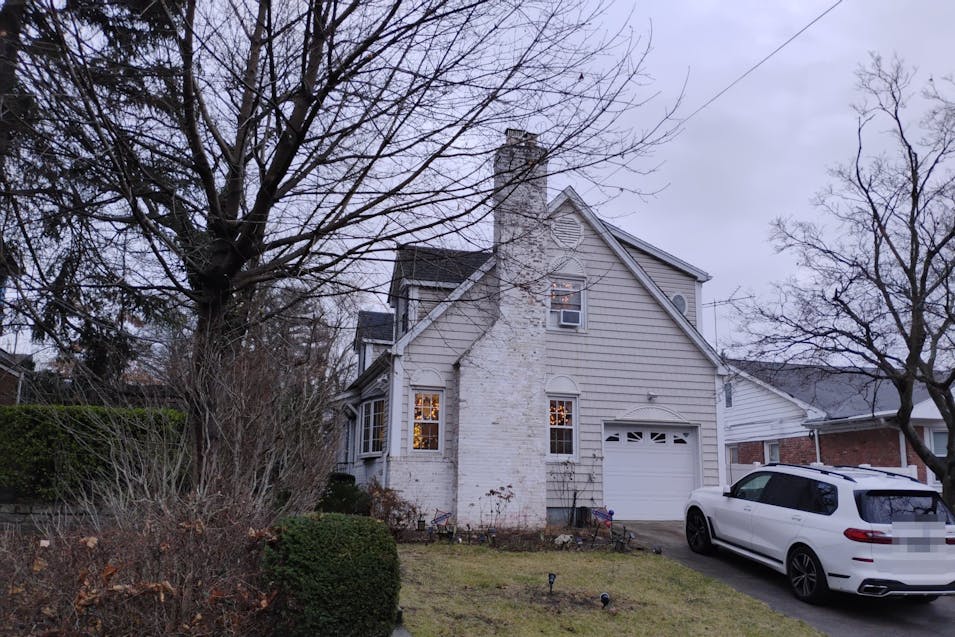 184-56 Hovenden Rd Jamaica Estates, NY 11432, Queens County