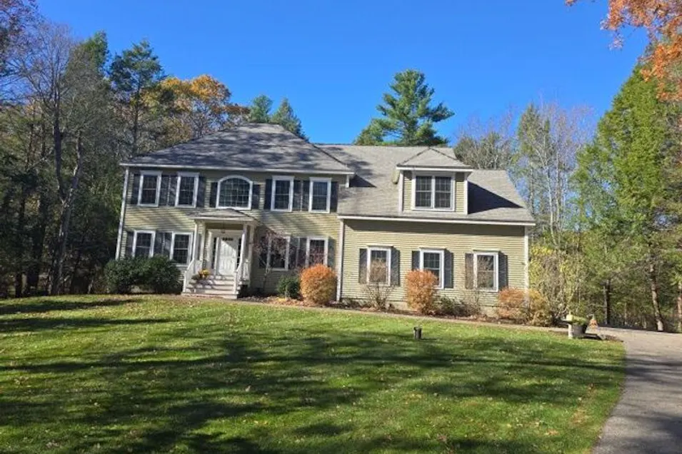 32 Muirfield Dr Stratham, NH 03885, Rockingham County