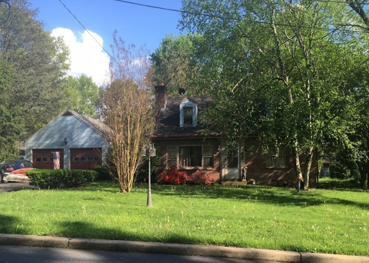 870 Beach St Reading, PA 19605, Berks County