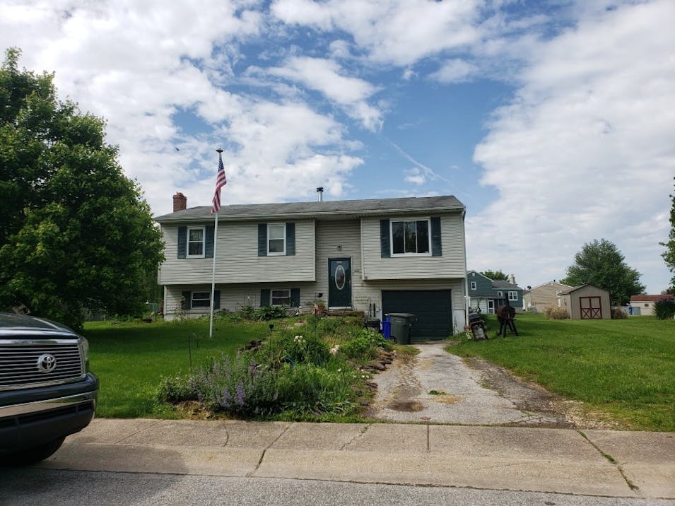 4381 Wynnefield Dr Dover, PA 17315, York County