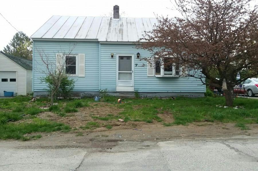 Valley Ave, Waterville, ME 04901