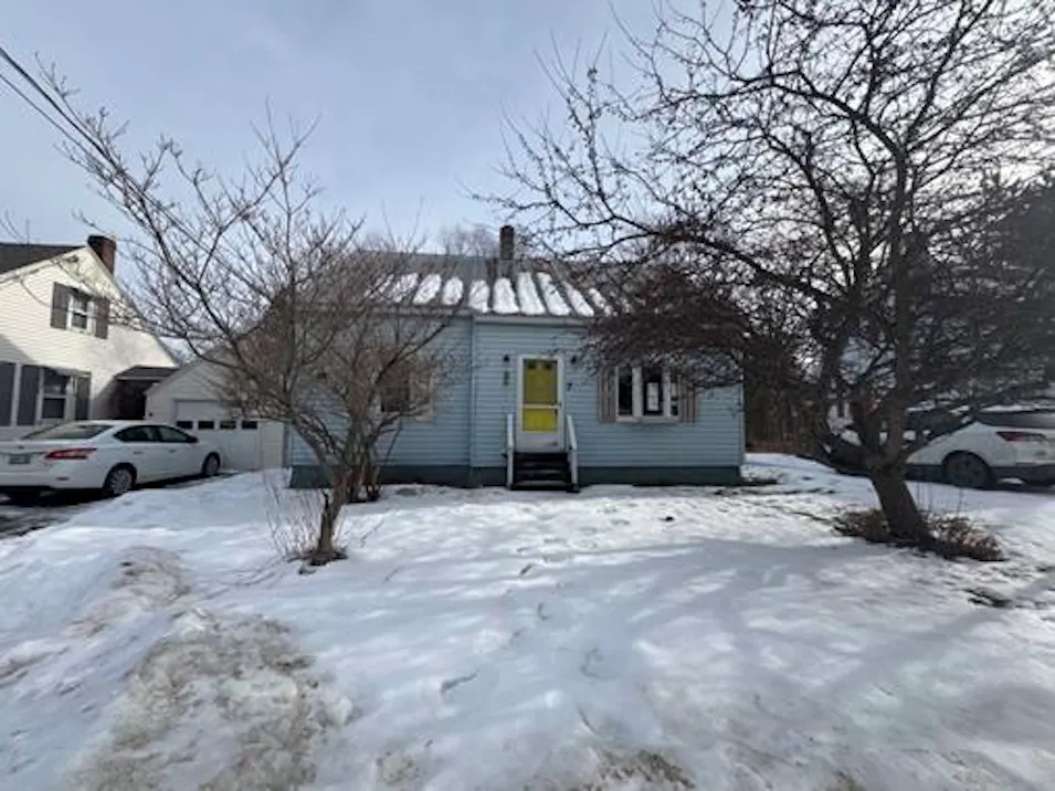 7 Vallee Ave Waterville, ME 04901, Kennebec County
