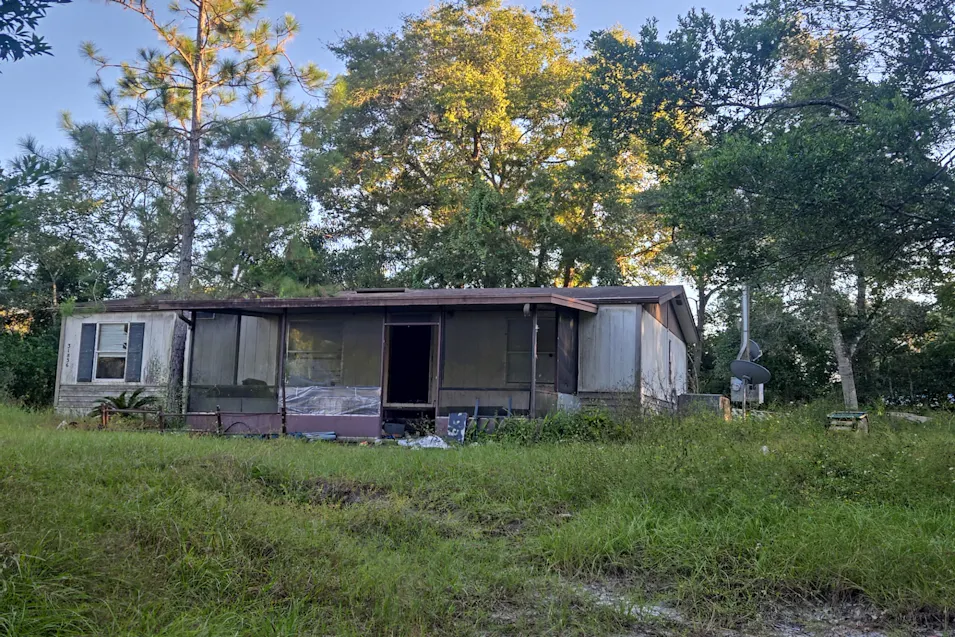 31836 Lakeside Drive Deland, FL 32720, Lake County