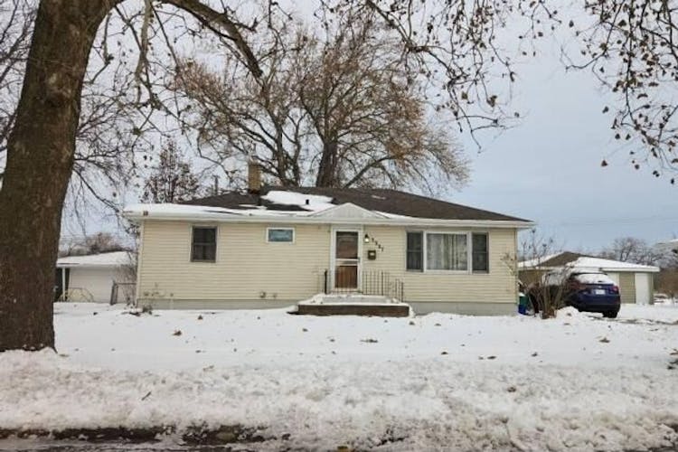 3527 41st Street Highland, IN 46322, Lake County