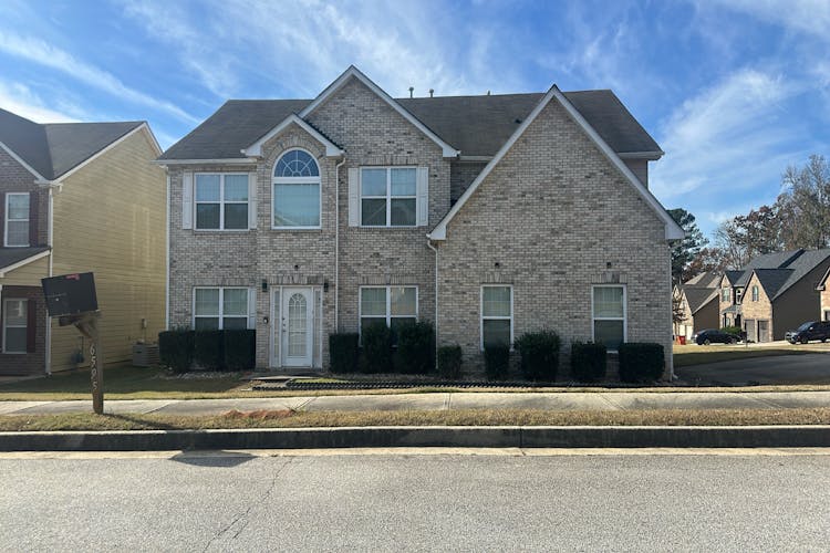 6595 Piazza Dr Jonesboro, GA 30238, Clayton County