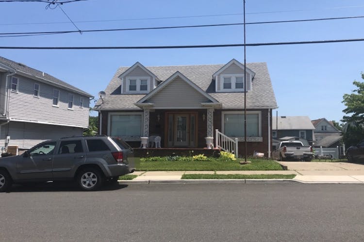 52 Hobart Pl Totowa, NJ 07512, Passaic County