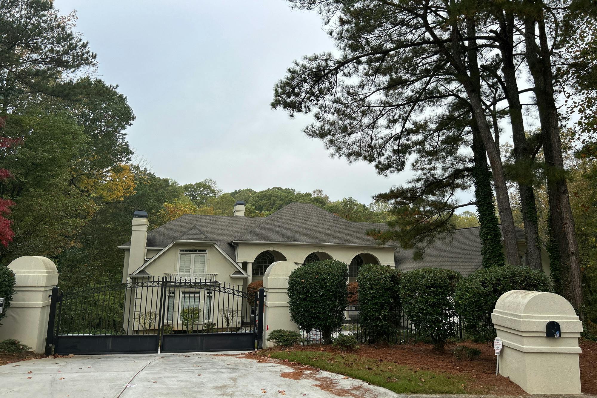 Silver Ridge Dr, Stone Mountain, GA 30087