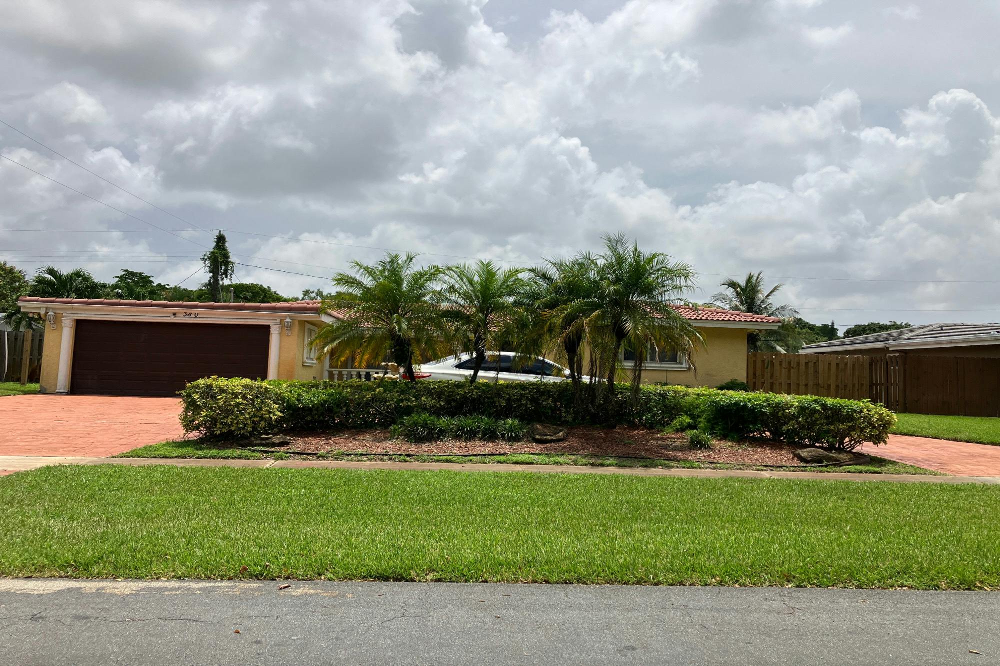 55th Ave, Plantation, FL 33317