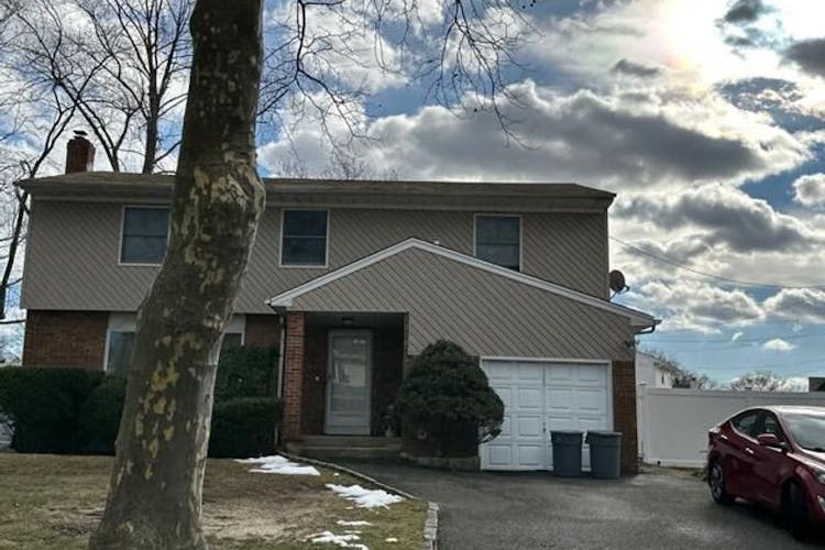 8 Caxton St Melville, NY 11747, Suffolk County