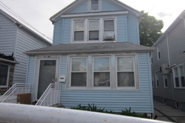 11138 126th St South Ozone Park, NY 11420, Queens County