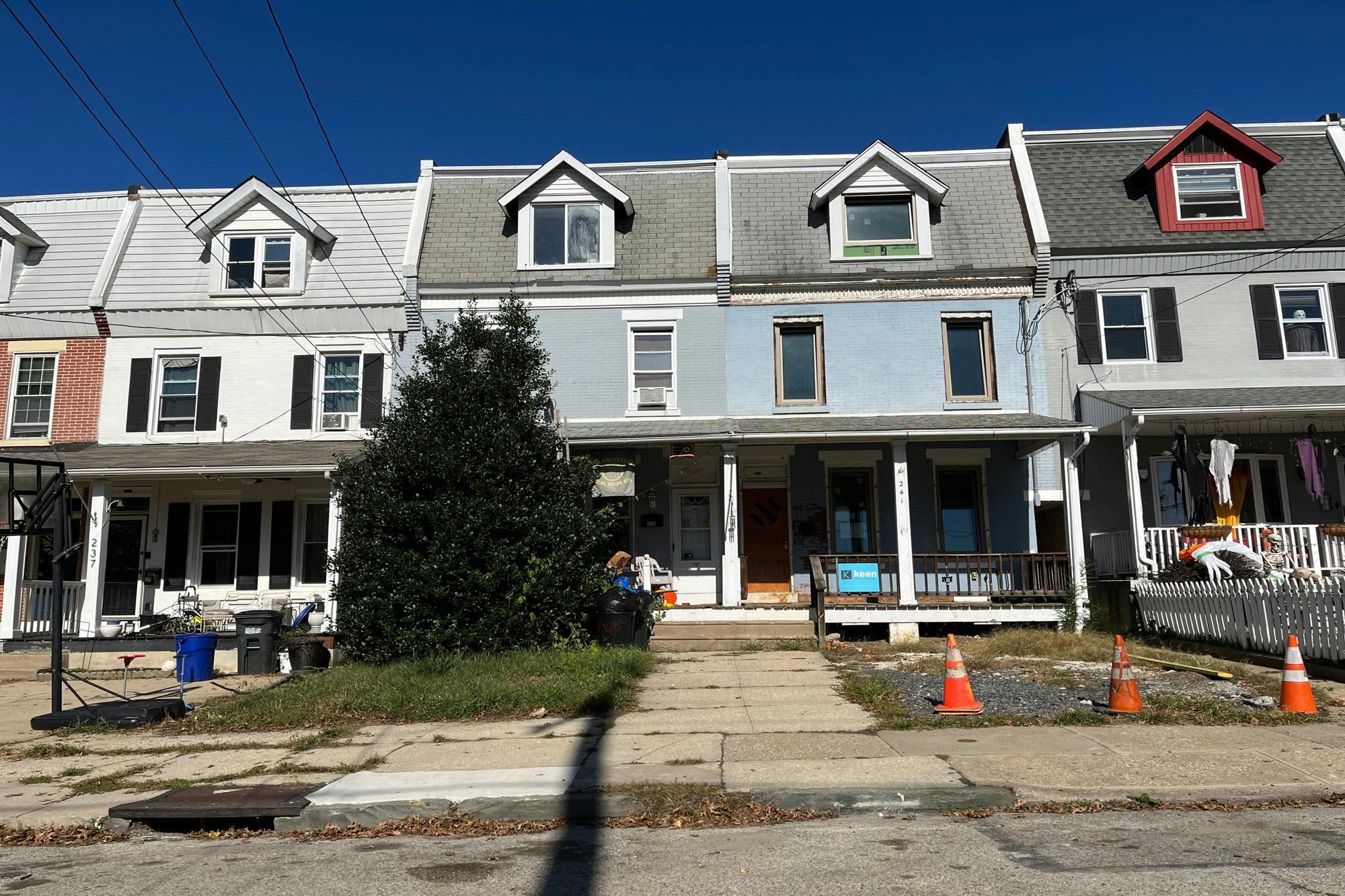 Rochelle Ave, Philadelphia, PA 19128 #1