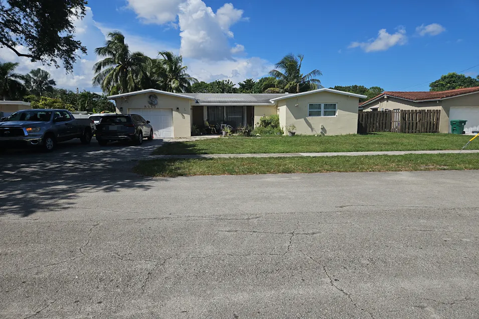 8969 Southwest 52nd Place Cooper City, FL 33328, Broward County