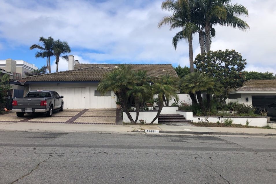19431 Worchester Lane Huntington Beach, CA 92646, Orange County