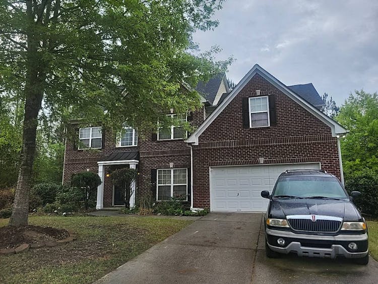 640 Fullier Cir SW Atlanta, GA 30331, Fulton County