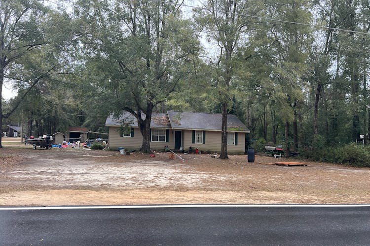 1252 Shrine Club Rd Jesup, GA 31545, Wayne County